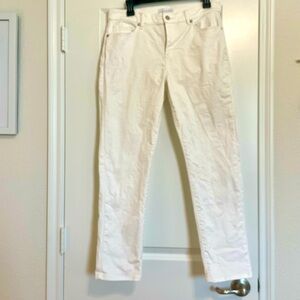 Loft White Girlfriend Jeans SIZE 30